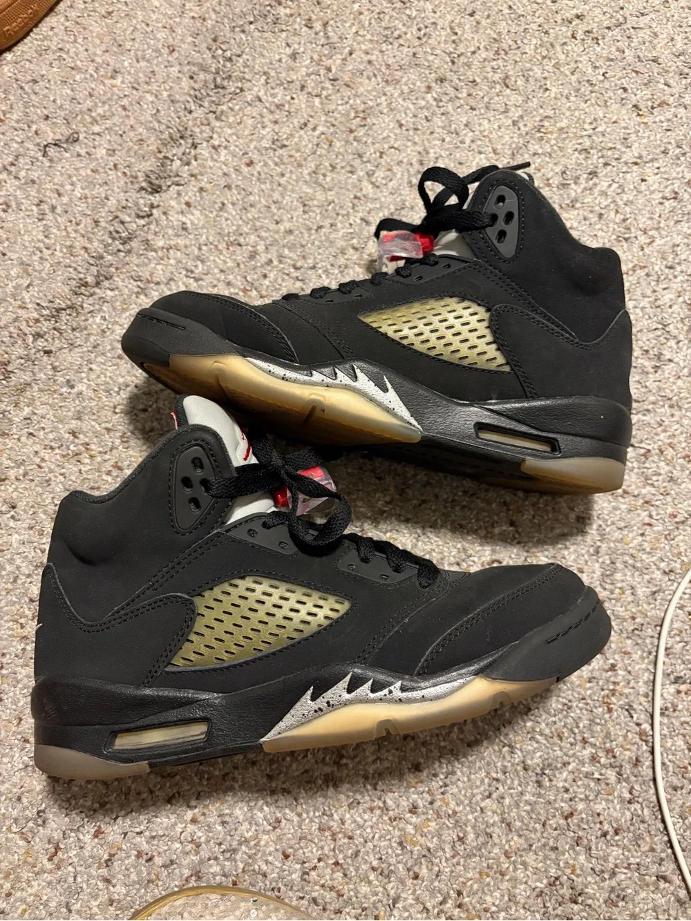 Jordan 5 Black Metallic Sneakers
